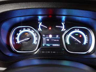 Voertuigafbeelding 24