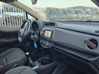 Voertuigafbeelding 12