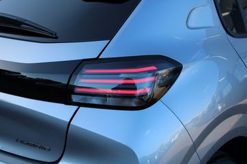 Voertuigafbeelding 12