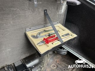 Voertuigafbeelding 13