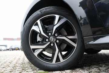 Voertuigafbeelding 8