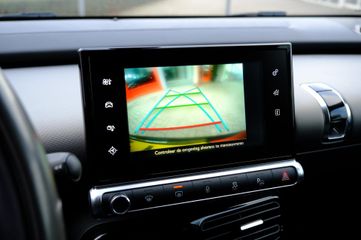 Voertuigafbeelding 12