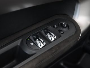 Voertuigafbeelding 38