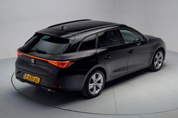 Voertuigafbeelding 12