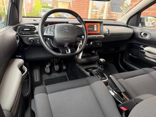 Voertuigafbeelding 2