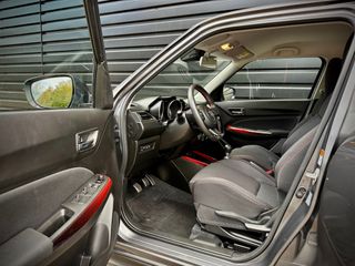 Voertuigafbeelding 8