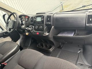 Voertuigafbeelding 14