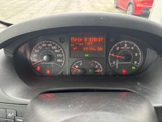 Voertuigafbeelding 19