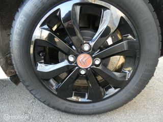 Voertuigafbeelding 17