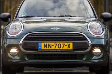 Voertuigafbeelding 2