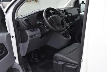 Voertuigafbeelding 6