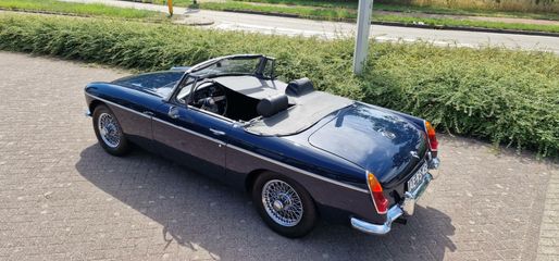 Voertuigafbeelding 12