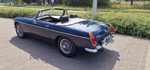 Voertuigafbeelding 2