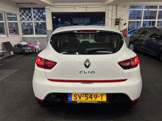 Voertuigafbeelding 6