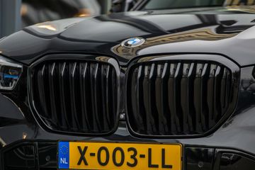 Voertuigafbeelding 11