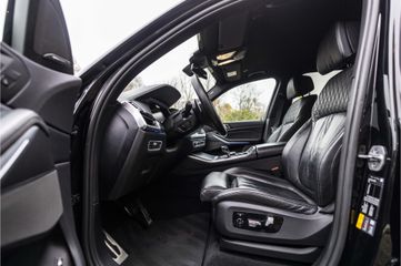 Voertuigafbeelding 30