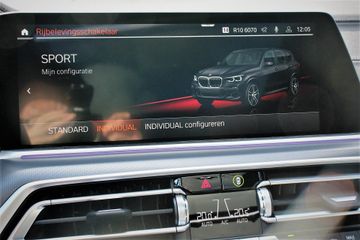 Voertuigafbeelding 12