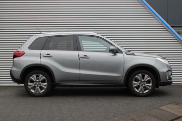 Voertuigafbeelding 6