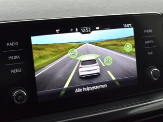 Voertuigafbeelding 13