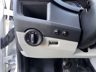 Voertuigafbeelding 9