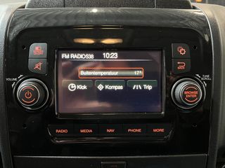 Voertuigafbeelding 16