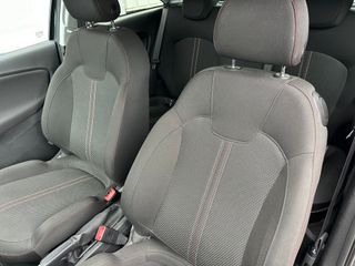 Voertuigafbeelding 24