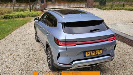 Voertuigafbeelding 8