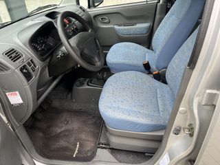 Voertuigafbeelding 6