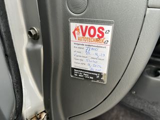 Voertuigafbeelding 8