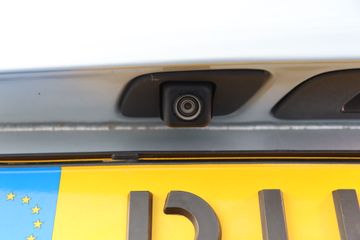 Voertuigafbeelding 9