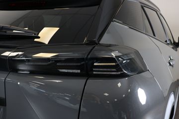 Voertuigafbeelding 8