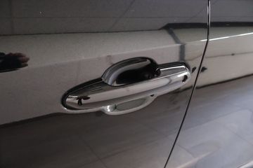 Voertuigafbeelding 30