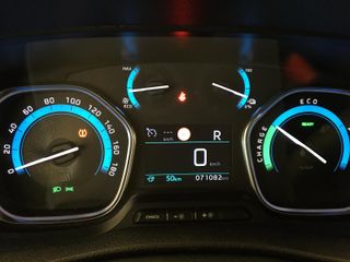 Voertuigafbeelding 3