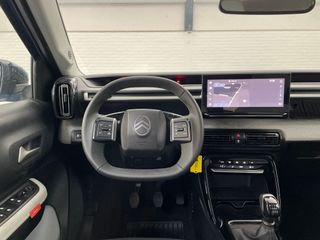 Voertuigafbeelding 12