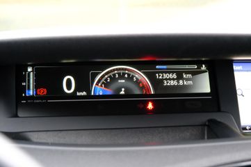 Voertuigafbeelding 12