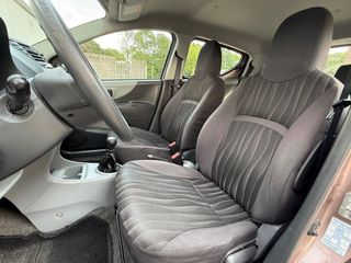 Voertuigafbeelding 8