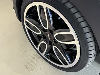 Voertuigafbeelding 6