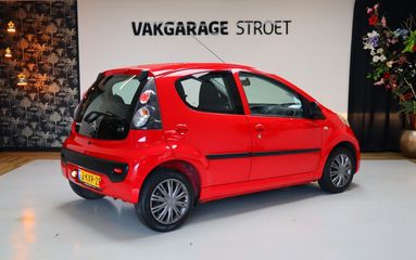 Voertuigafbeelding 18