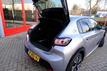 Voertuigafbeelding 8