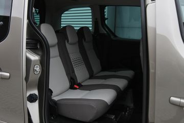 Voertuigafbeelding 10