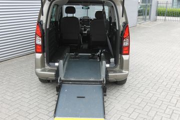 Voertuigafbeelding 16