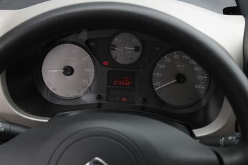 Voertuigafbeelding 24