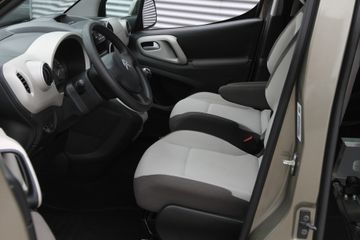 Voertuigafbeelding 8