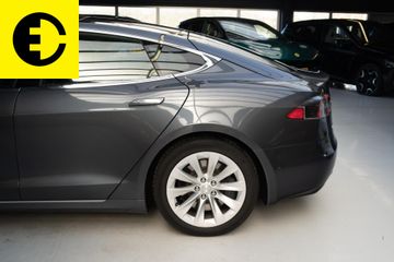 Voertuigafbeelding 18