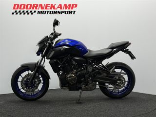 Voertuigafbeelding 8