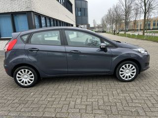 Voertuigafbeelding 6