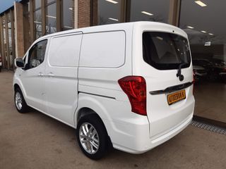 Voertuigafbeelding 4