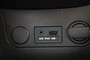 Voertuigafbeelding 16