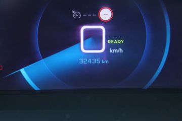 Voertuigafbeelding 3