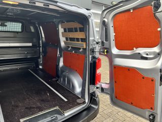 Voertuigafbeelding 16